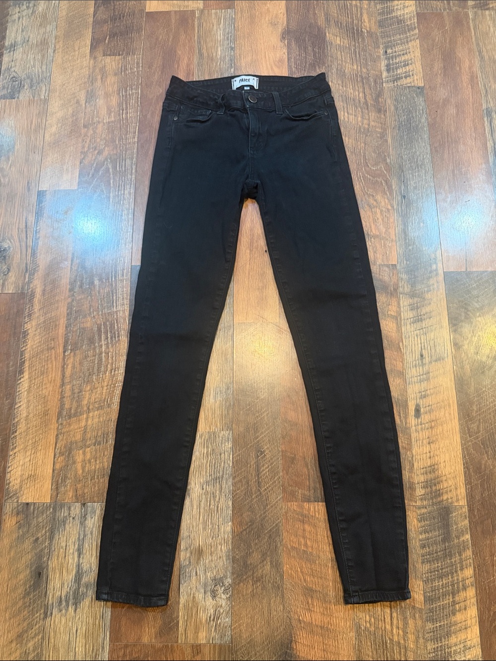 Black Women's Skinny Jeans - 26 (4050)